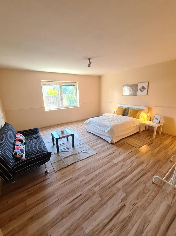Cosy Vacation House In The Village Veľký Meder Екстериор снимка